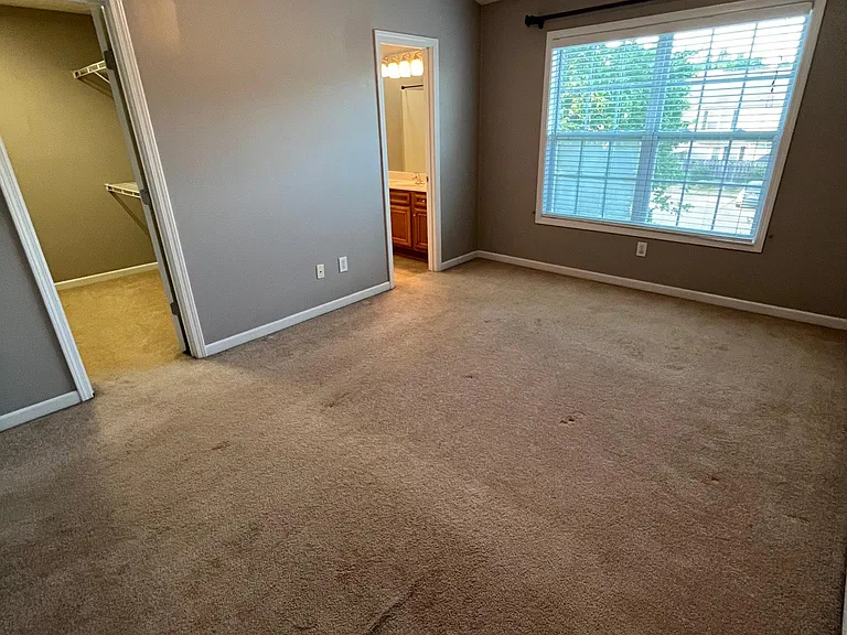 2108 Winding Oak Dr — Photo 12