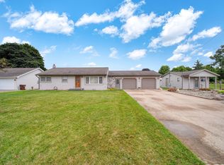1304 Joseph St, Jackson, MI 49202