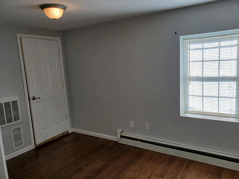 51 E Main St #1 — Photo 8