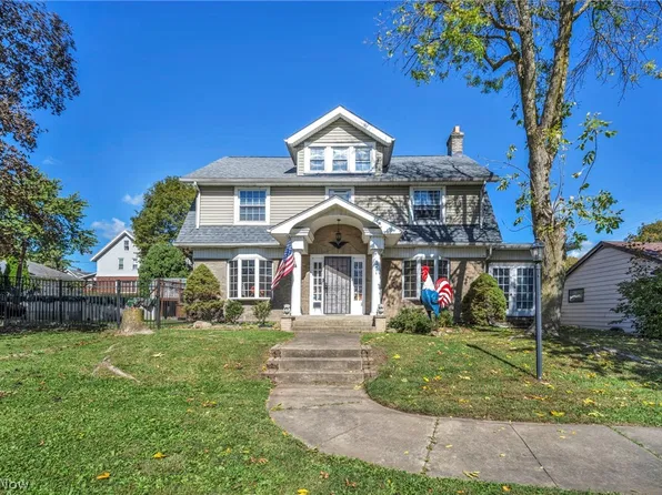 251 Norton Ave, Barberton, OH 44203