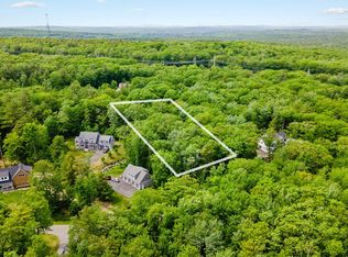 5 Perennial Dr, North Yarmouth, ME 04097