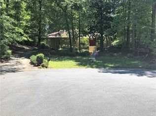 5365 Trowbridge Ct, Atlanta, GA 30338