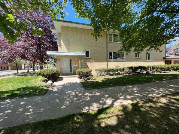 10650 S Claremont Ave Unit 2, Chicago, IL 60643