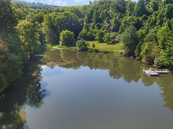 4th image of 716 Renfro Creek Rd