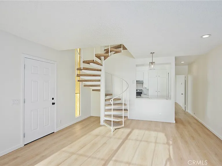 3407 Ocean Ave #B — Photo 7