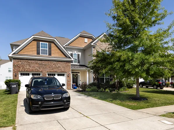 5806 Castlecove Rd, Charlotte, NC 28273