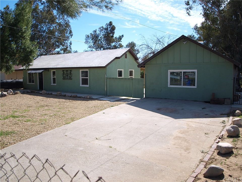 1st image of 2311 W 3rd Ave