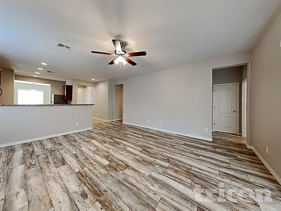 3rd image of 4420 W White Canyon Rd