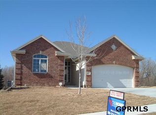 10032 Emiline, La Vista, NE 68116