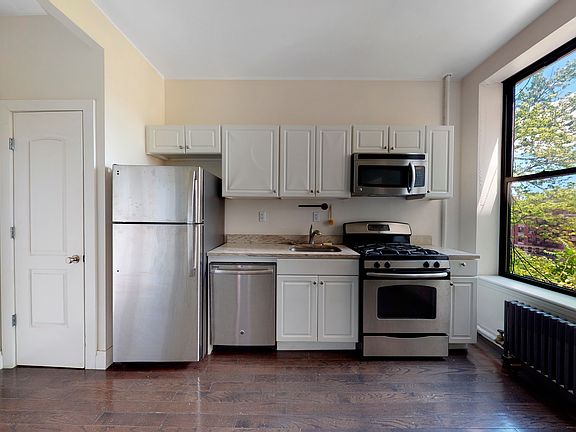 5th image of 25 Hamilton Ter APT 3R
