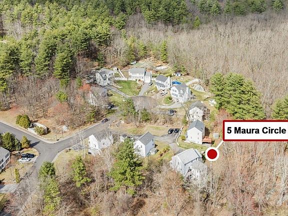 3rd image of 5 Maura Cir Unit 5