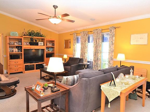 5th image of 2097 SW Ember St