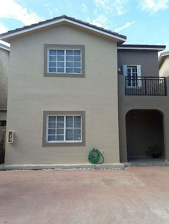 1st image of 7658 NW 182nd Ln #506