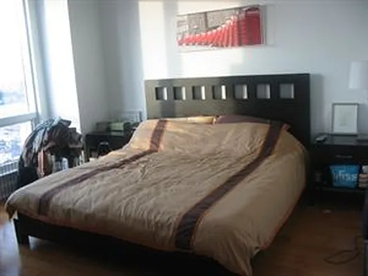 Rented by Douglas Elliman | media 25