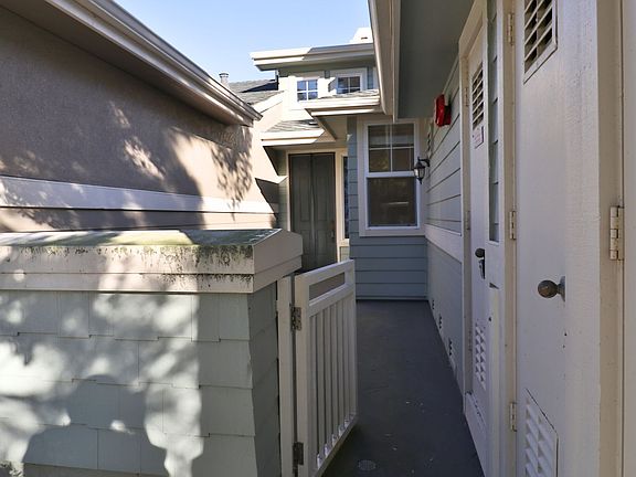 2nd image of 132 Warbler Ln