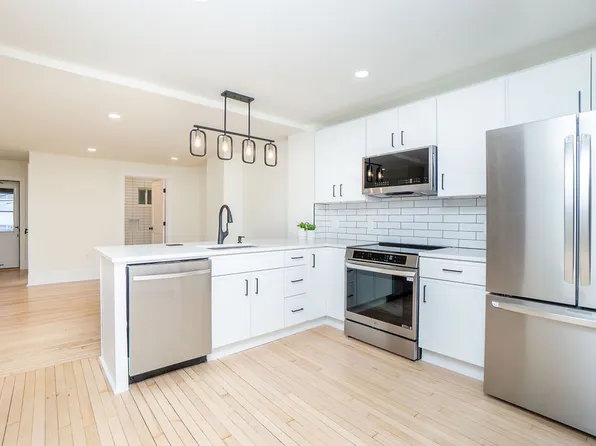 216 Princeton St #3, Boston, MA 02128