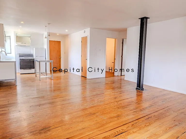 1315 Shelby St #203 — Photo 5