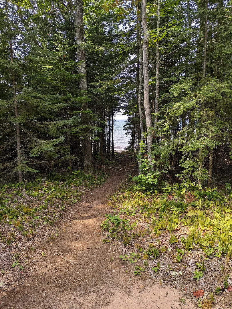 Lake Superior Beach Home — Photo 4