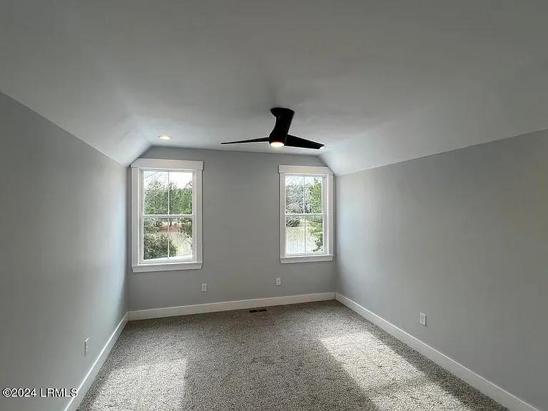 58 Founders Oak Way — Photo 16