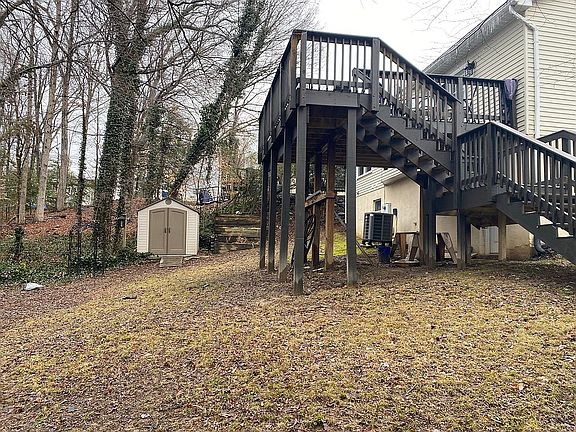 5th image of 5 Fairfield Ct