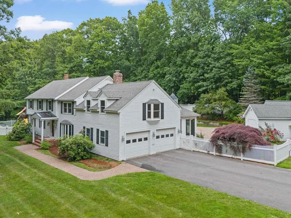 2 Cummings Road, Merrimack, NH 03054