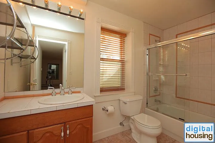 1112 Maxwell Ave — Photo 11