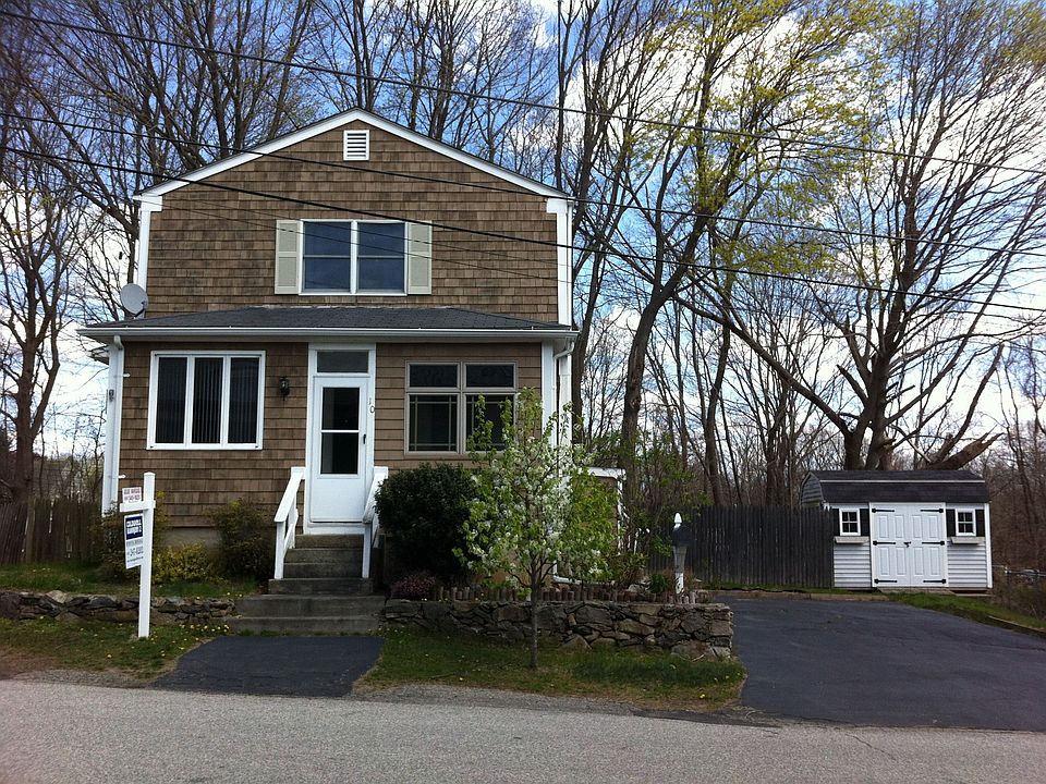 AFFORDABLE 2 BED 1.5 BATH  COLN