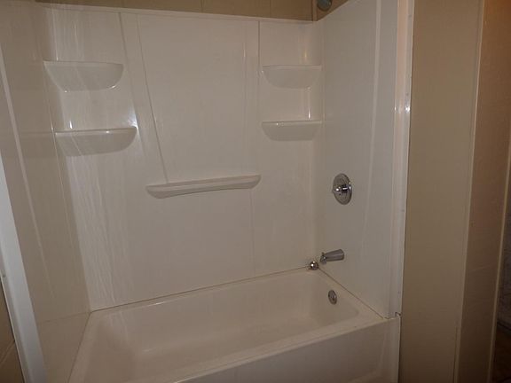 5th image of 8 Anderson St APT B