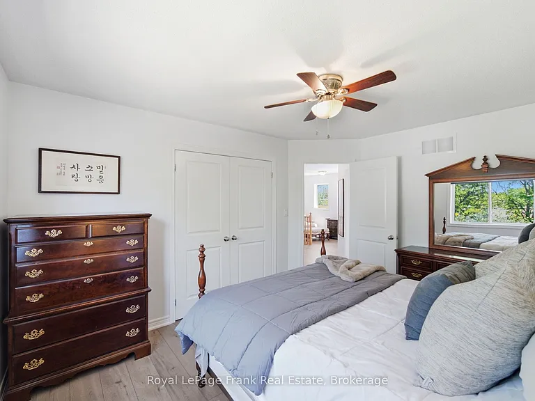 26 Fallingbrook Cres — Photo 22