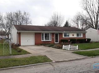 615 Woodward Ave, Fostoria, OH 44830