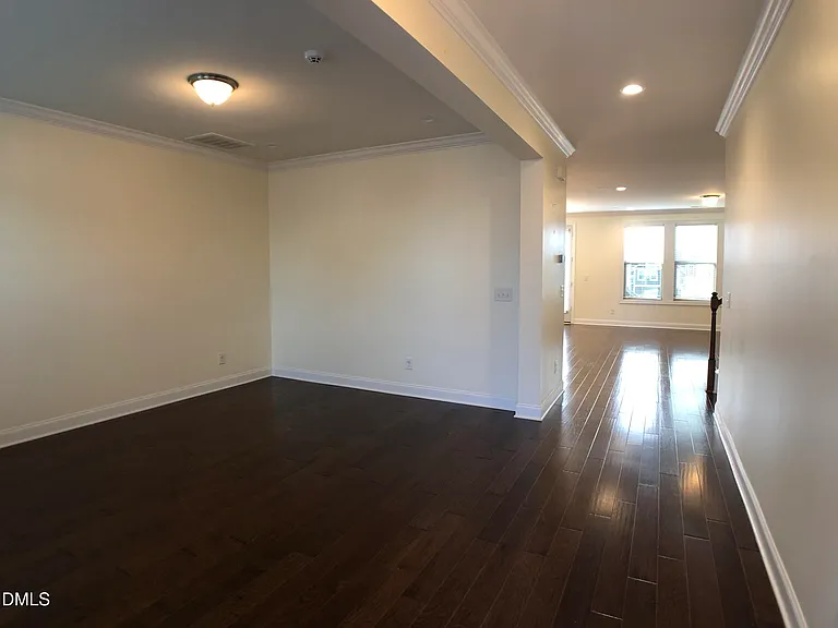 1522 Paros Hill Ln — Photo 2
