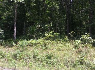 36 Broken Arrow Dr, Crossville, TN 38572