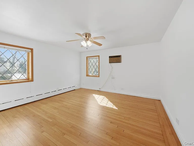 54 Vernon Pkwy — Photo 13