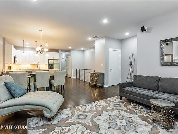 2nd image of 679 N Peoria St APT 1N