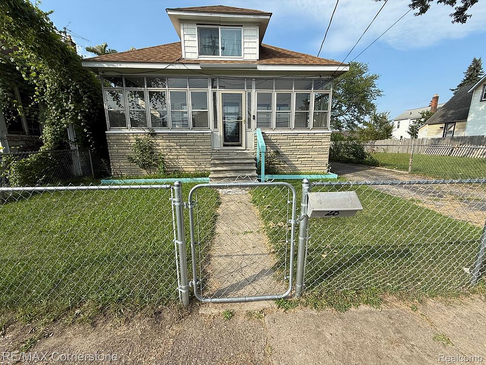 1st image of 28 Labadie St