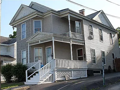 222 Caroline Ave #2