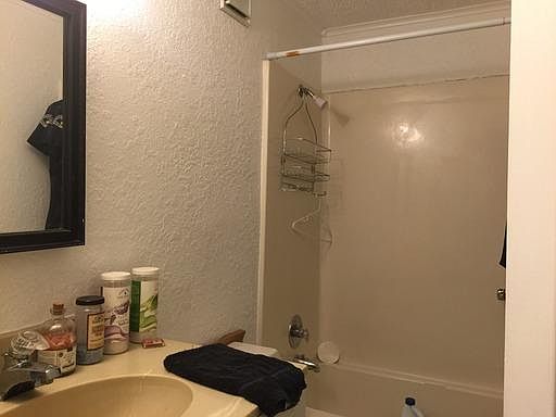 4th image of 1332 Burnley Ct