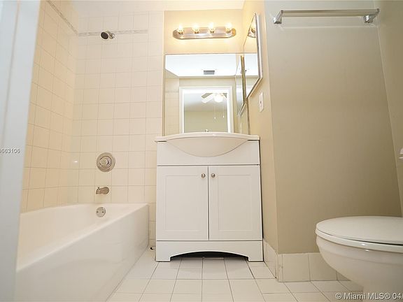 4th image of 765 SW 148th Ave APT 1209