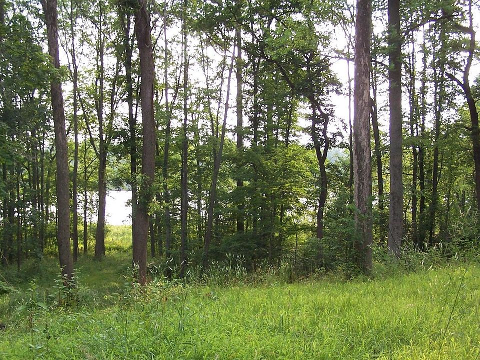 2nd image of 55928 Skyhawk Lake Rd