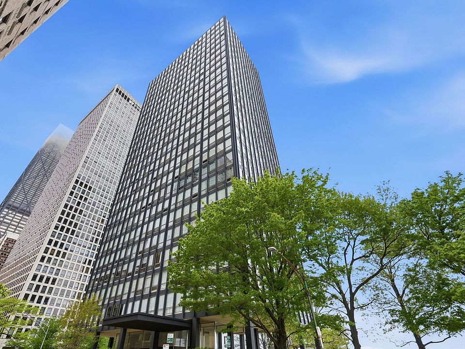 1st image of 860 N Lake Shore Dr APT 3K