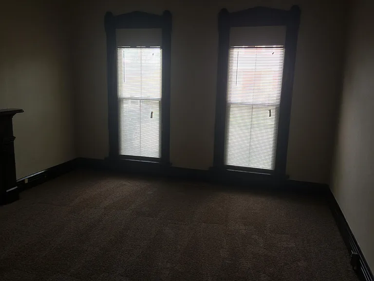 229 James St — Photo 15
