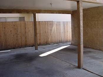 4th image of 3703 Kelton Ave