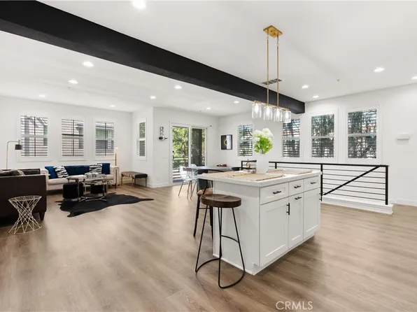 640 E Jeanette Ln, Santa Ana, CA 92705