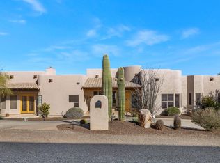 104 W Night Glow Dr, Phoenix, AZ 85085