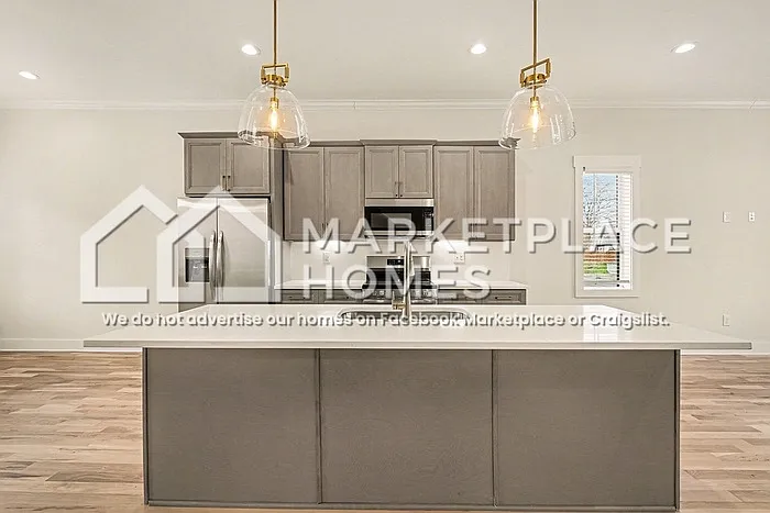1034 E Trinity Ln #A — Photo 10