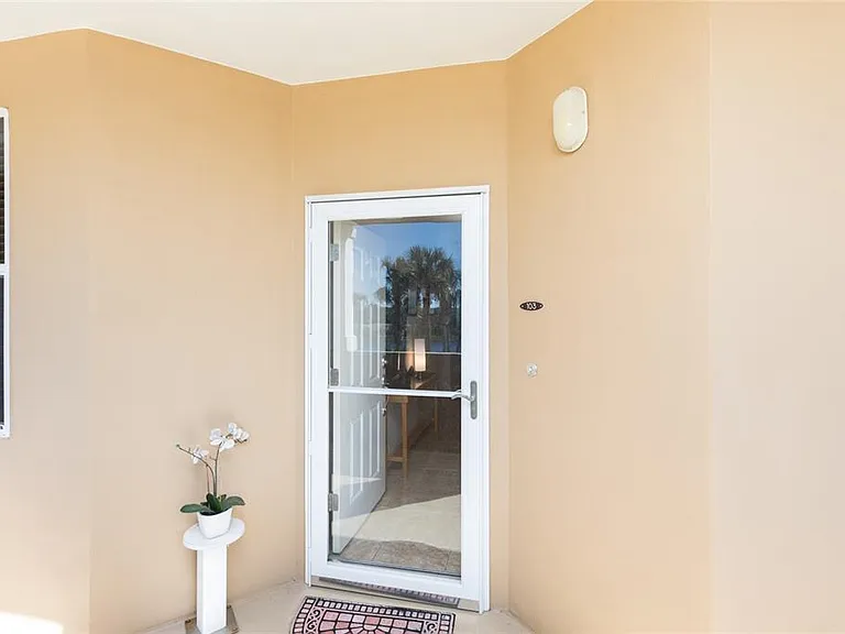 80 Surfview Dr #103 — Photo 6
