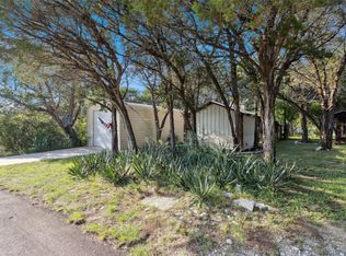 2805 Rockwood Dr, Granbury, TX 76048