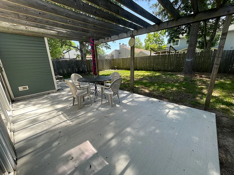846 Crashaw St — Photo 32