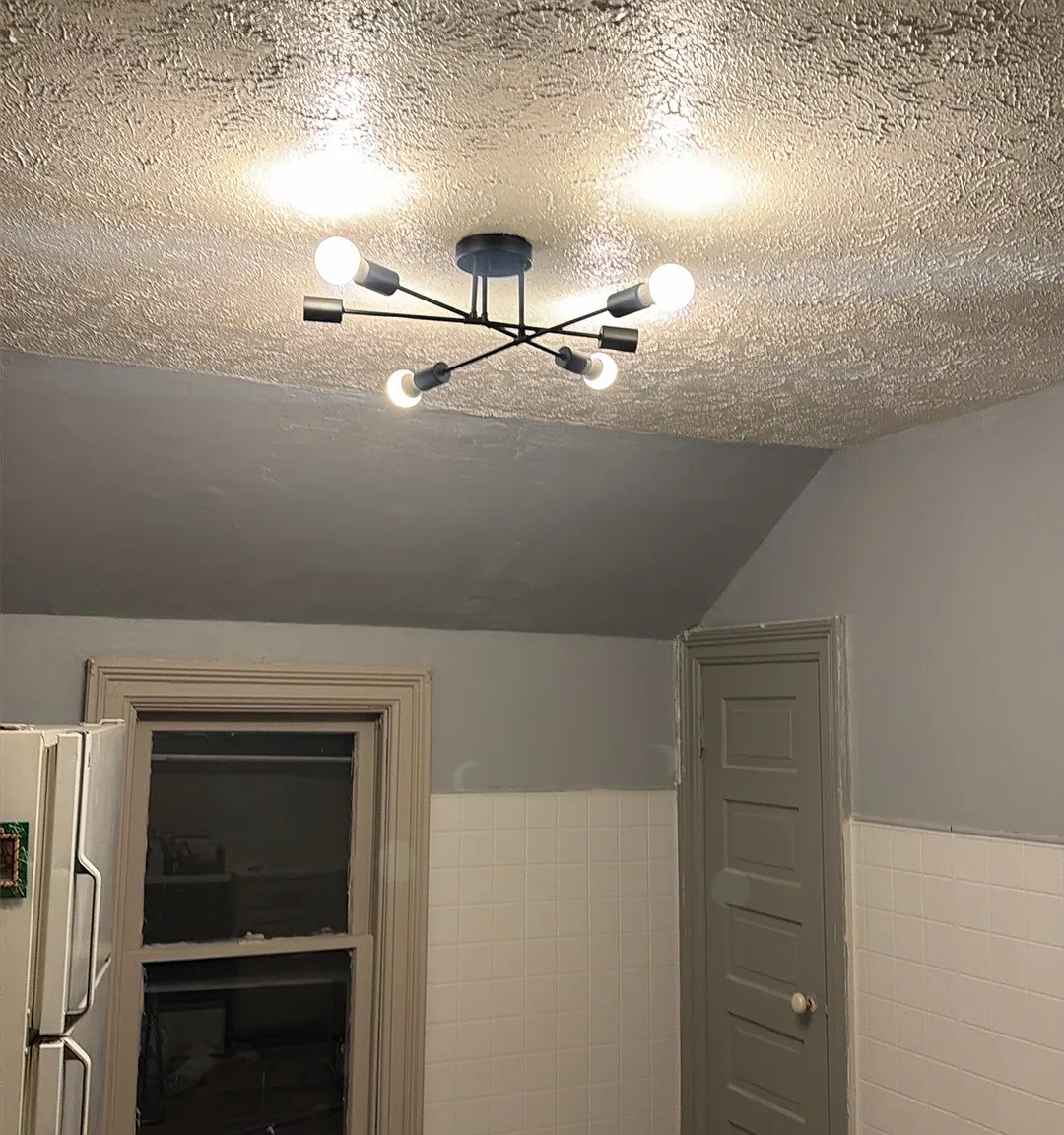 2108 Cherry St — Photo 2