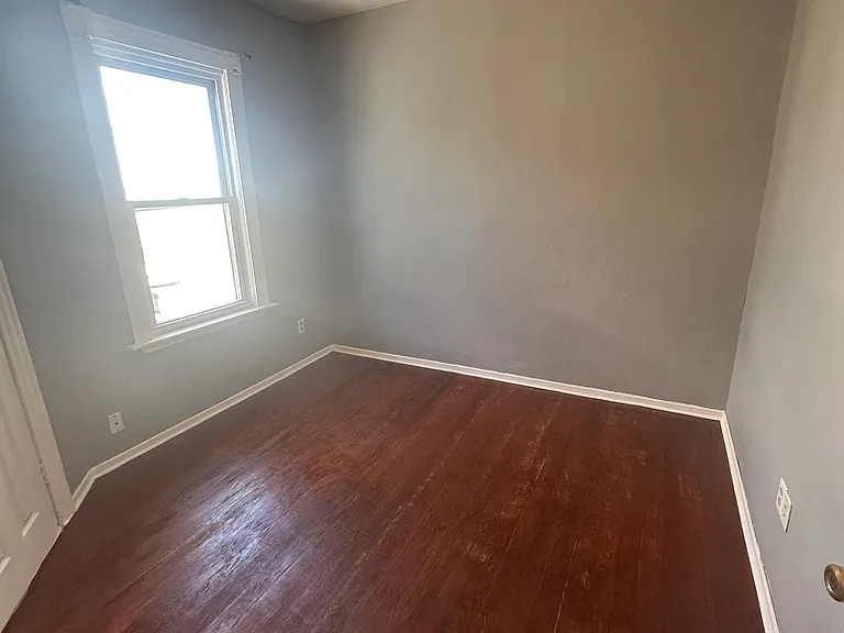 12 Cleveland St #3 — Photo 9